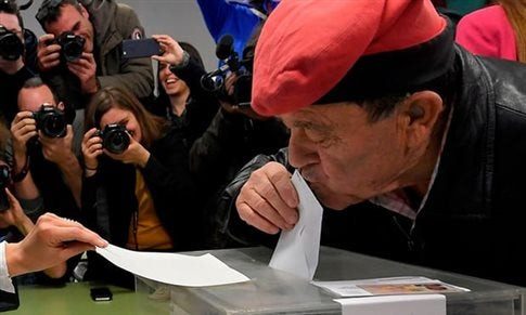 Καταλονία: Προβάδισμα αυτονομιστών – Φόβος για νέο αδιέξοδο